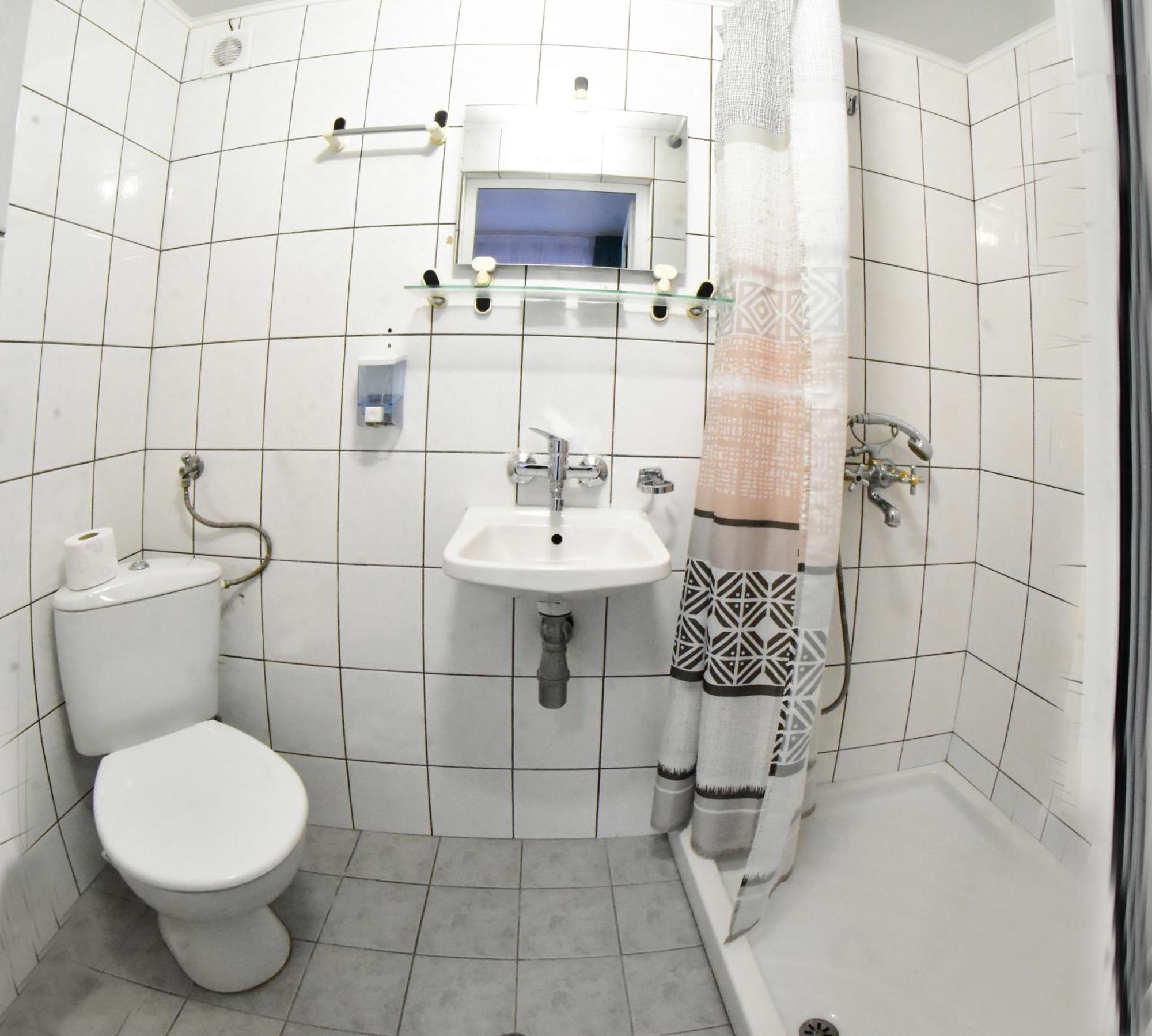 וראצה Hotel Rade 1 מראה חיצוני תמונה