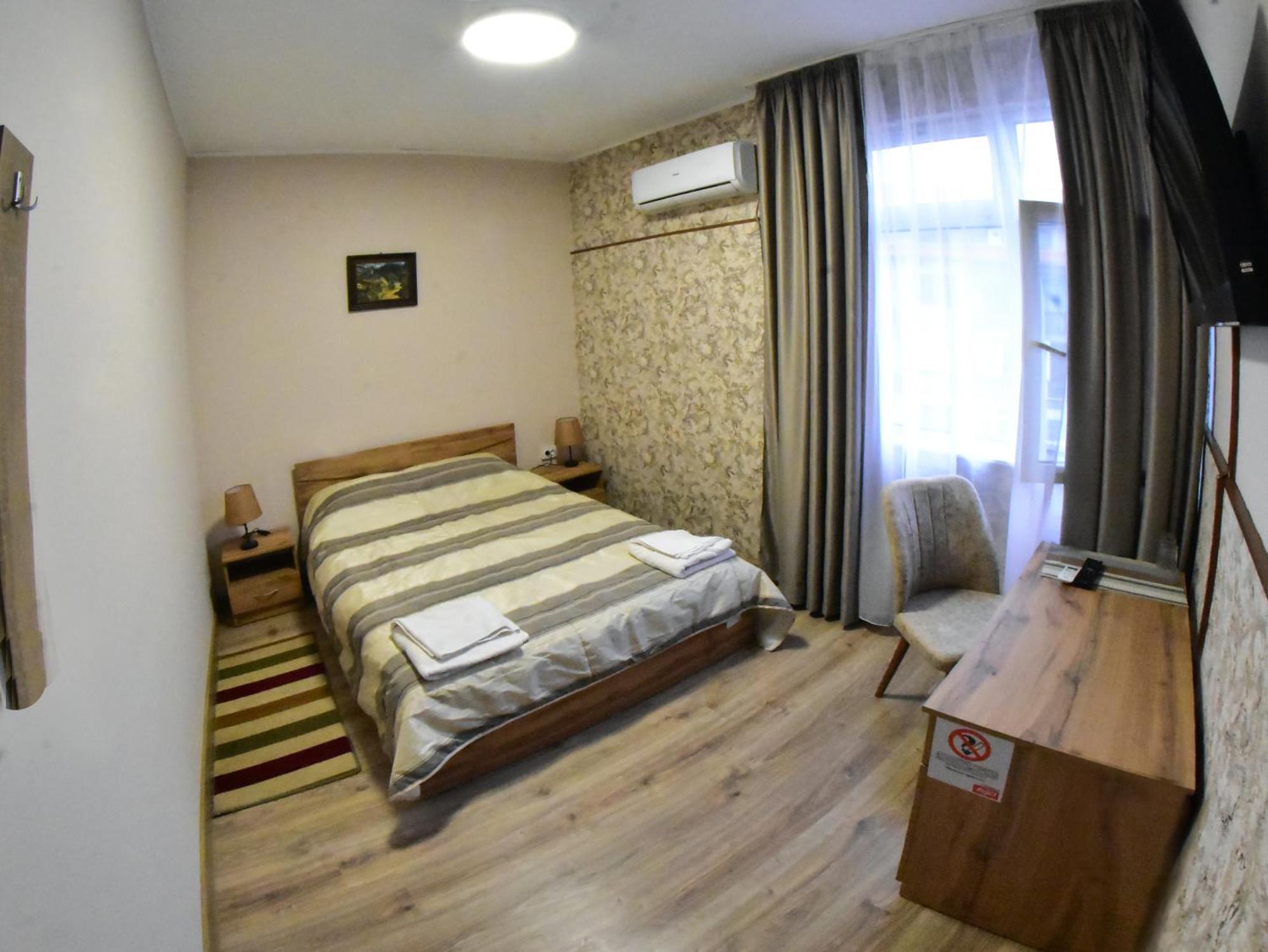 וראצה Hotel Rade 1 מראה חיצוני תמונה