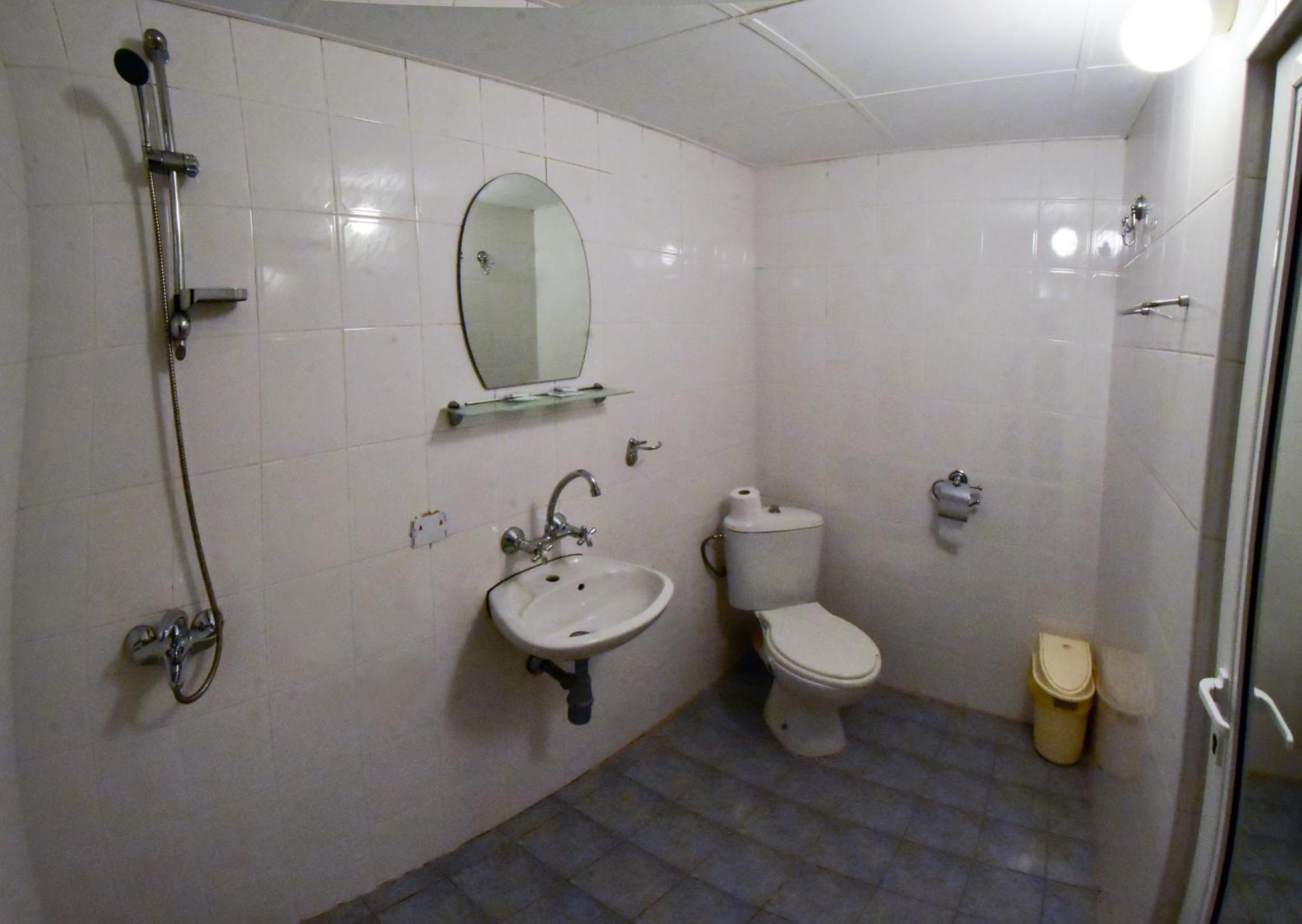 וראצה Hotel Rade 1 מראה חיצוני תמונה